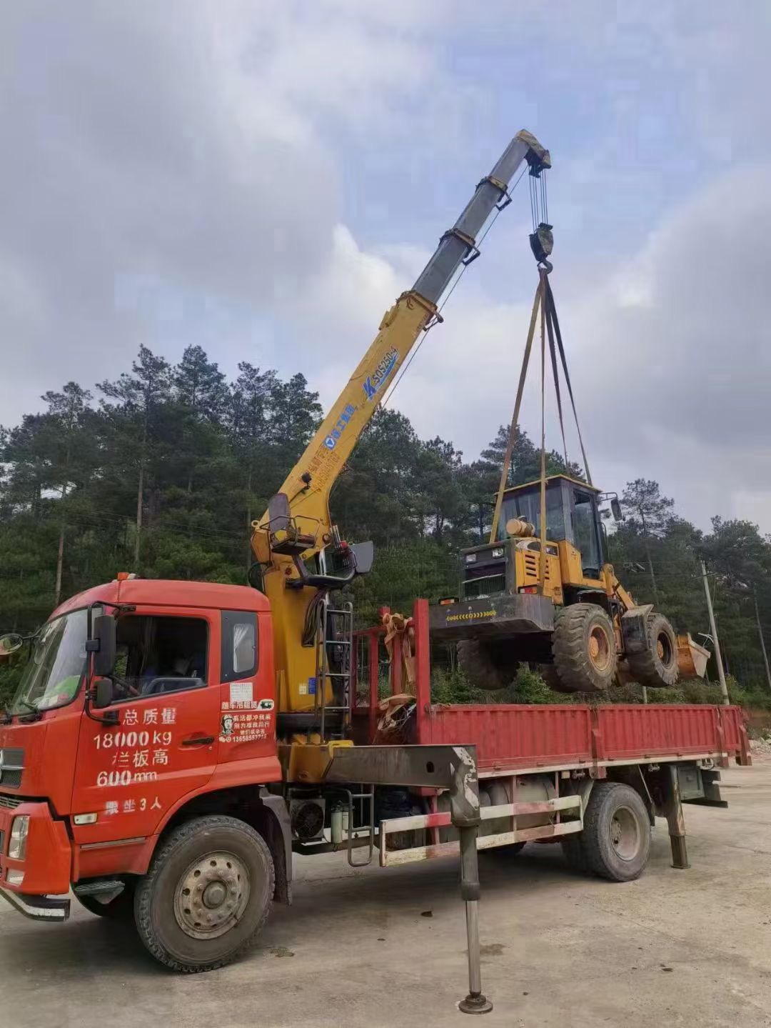 红寺堡区找吊车出租公司的时候需要注意什么