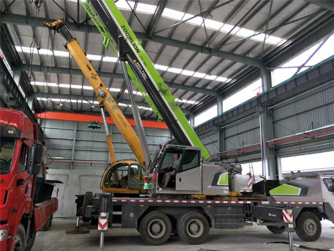 红寺堡区高空车出租需要注意哪些安全事项？